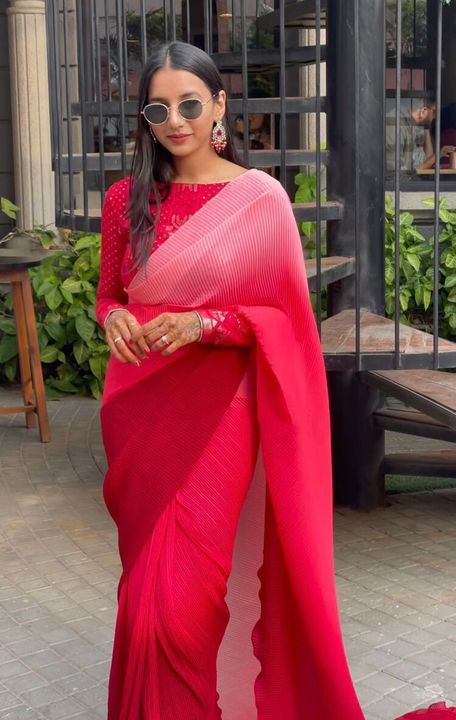 Saree uploaded by Clothes n accessories on 1/13/2022