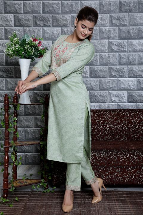 Kurties set uploaded by business on 1/13/2022