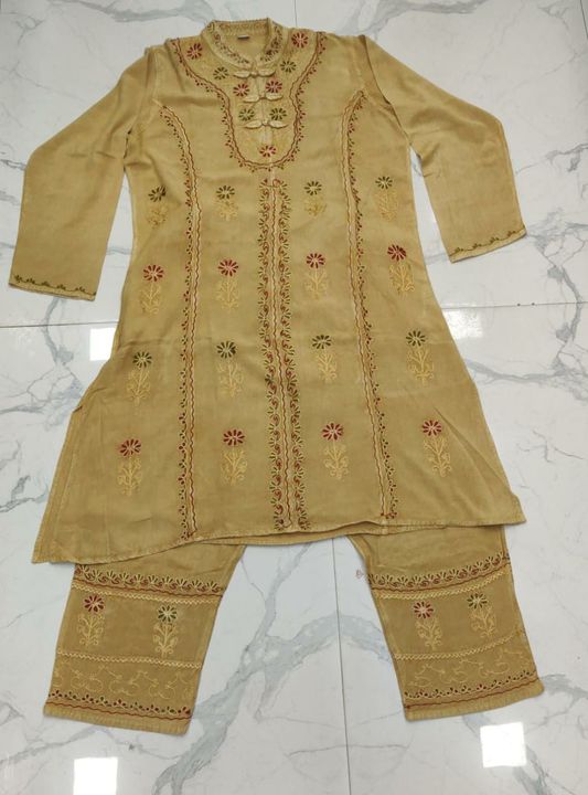 Post image This is Kashmiri kurti with top and bottom . And the fabrit is reyan cotton .