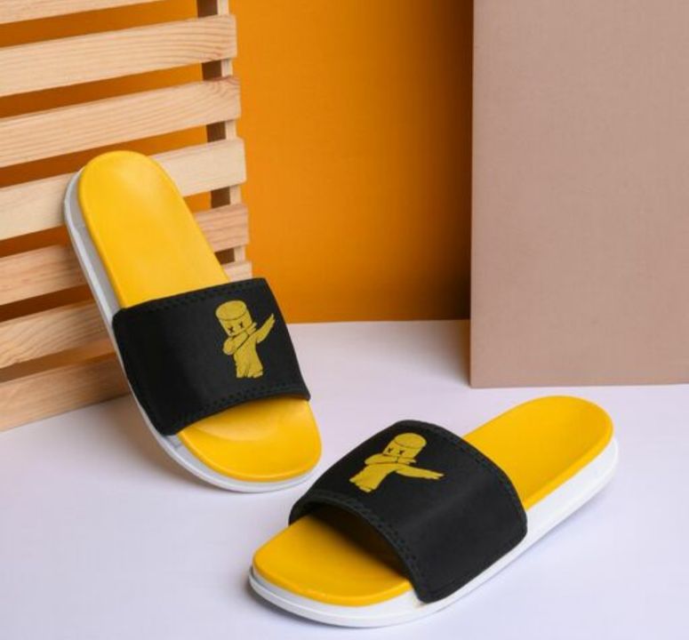 Post image I want 1000 Pieces of Anyone manufacturer here for this type of slipper .
Below are some sample images of what I want.