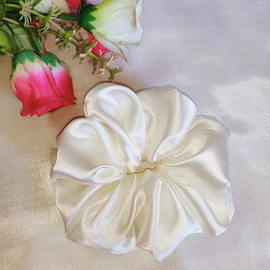 Pearl White Satin uploaded by business on 1/15/2022