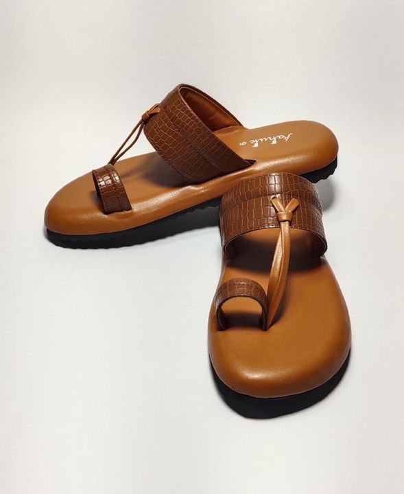 Product image with ID: doctor-sandal-c96a9c05