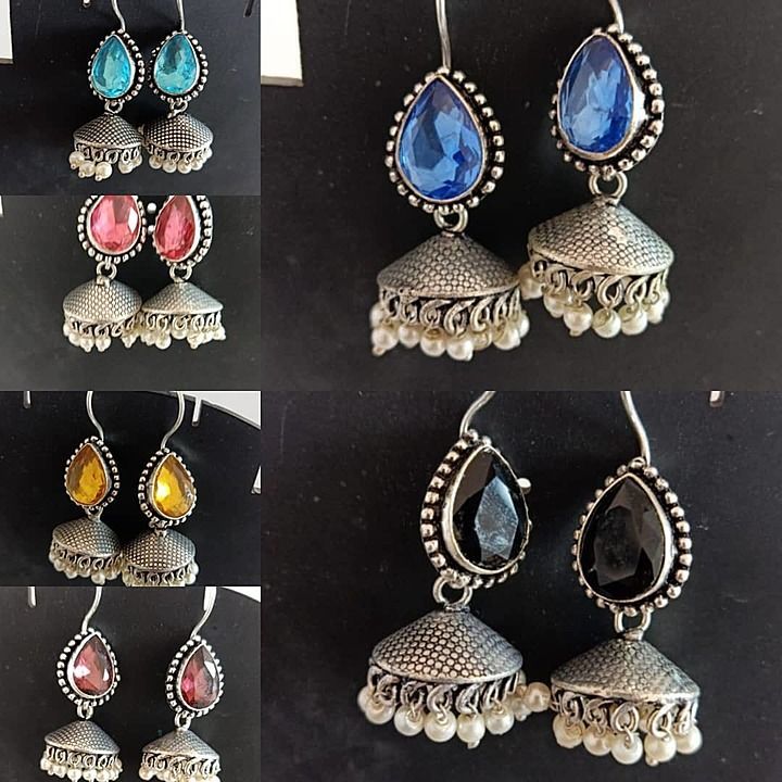 Beautiful GERMAN SILVER STONE EARRINGS PAIR For Women

Price 200 + shipping  uploaded by business on 10/1/2020