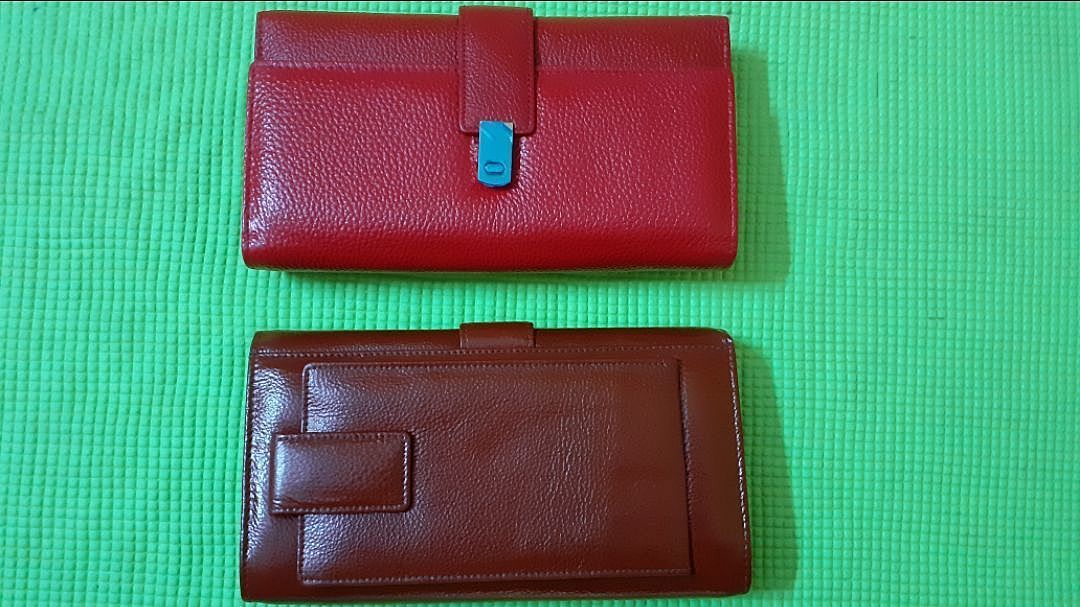 Leather ladies clutch  uploaded by Fashion Villa  on 10/2/2020
