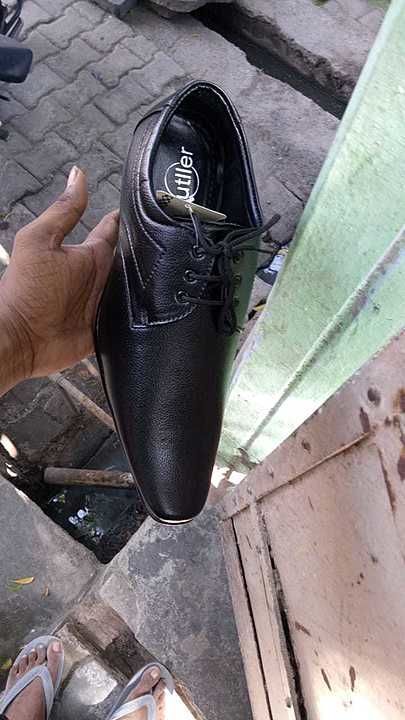 Black formals . Limited edition Very cheap prices in good pesting. uploaded by Footwear on 10/2/2020