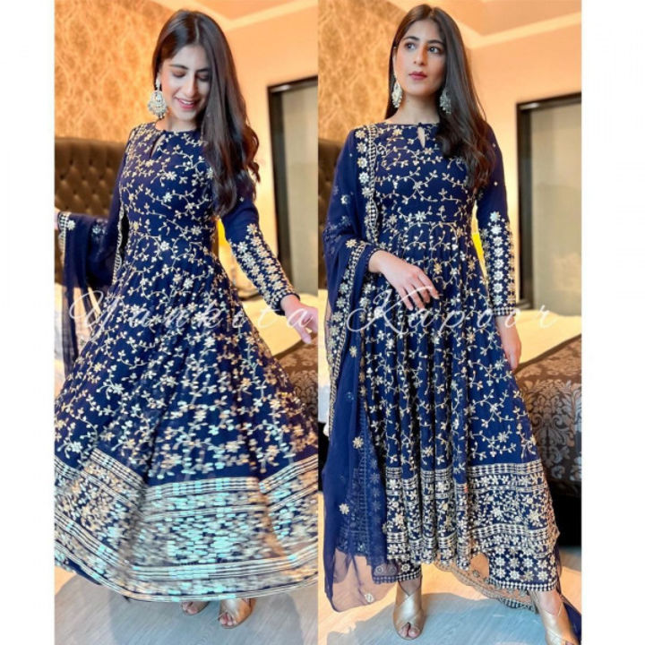 Post image 👉👗💥*LUNCHING NEW ĐĚSIGNER PARTY WEAR LOOK 5 COLORS GOWN WITH HEVVY EMBROIDERY WORK*💥👗👌🎊🎊🎊🎊🎊🎊


🧵 *FABRICS DETAIL* 🧵


👗 *GOWN FABRIC* :FOX GEORGETTE WITH EMBROIDERY AND 5MM SEQUENCE WORK WITH SLEEVES	
*(FULLSTICHED)*


👗 *GOWN INNER* : MICRO COTTON	
👗 *GOWN SIZE* : UP TO 42 XL FREE SIZE  *(FULLY STITCHED)*
👗 *GOWN LENGTH* : 53 INC
👗 *GOWN FLAIR *     : 3 MITTER


👗 *BOTTOM FABRIC* :FOX GEORGETTE WITH EMBROIDERY AND 5MM SIQUENCE WORK	
*(FULLISTICHED)*
👗 *BOTTOM INNER* :MICRO COTTON	
👗 *BOTTOM SIZE* : UP TO 42 XL FREE SIZE  *(FULLY STITCHED)*
👗 *BOTTOM LENGTH * 40 INC


👗 *DUPATTA FABRIC* :FOX  GEORGETTE  WITH EMBROIDERY WORK FOUR SIDE EMBROIDERY LESS BODAR
👗*DUPATTA LENGTH:* 2.10mtr


⚖️*WEIGHT*    :800-900 gm




✅💥💥💥💥💥💥          💃👗*FULL STOK REDY TO SHIP*👗💃


	 	 	 	 	💥💥💥💥💥💥💥

🎊💕*ONE LAVEL UP*💕🎊
🎊👌*AONE QUALITY*👌🎊

*Price :1699.00*