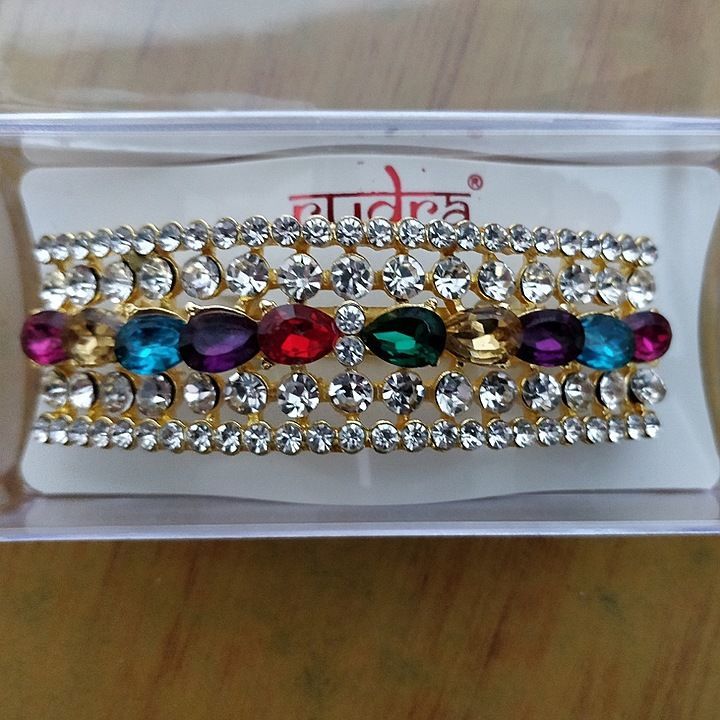 Post image Multicoloured stone studded Hairclip