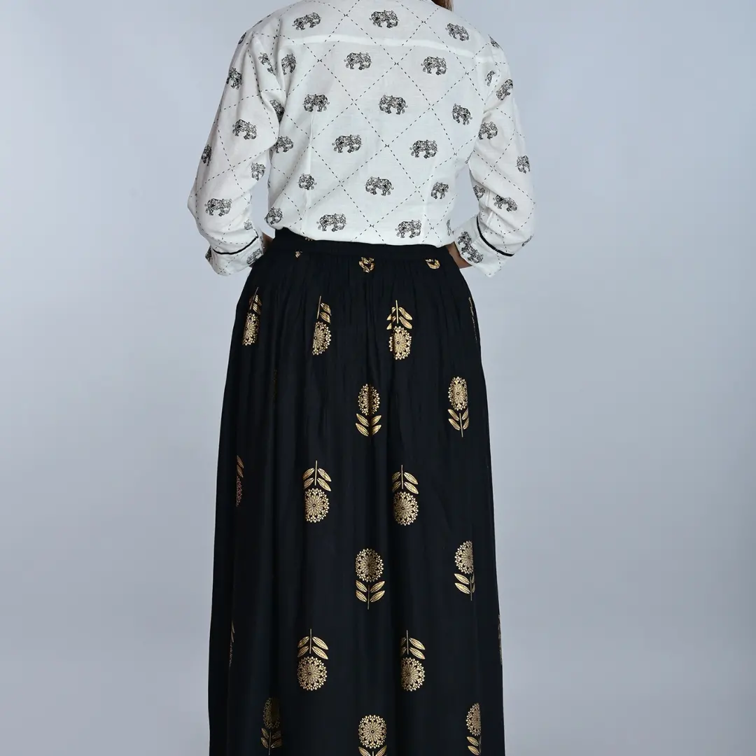 Women Elephant Print Shirt And Skirt Set uploaded by Laila fashion on 1/20/2022