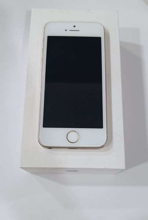 Post image I want 10 Pieces of I phone se.
Below is the sample image of what I want.
