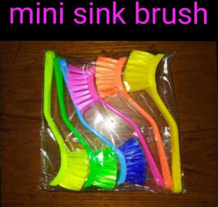 Mini sink brush uploaded by Rachana Plastic enterprises  on 1/20/2022