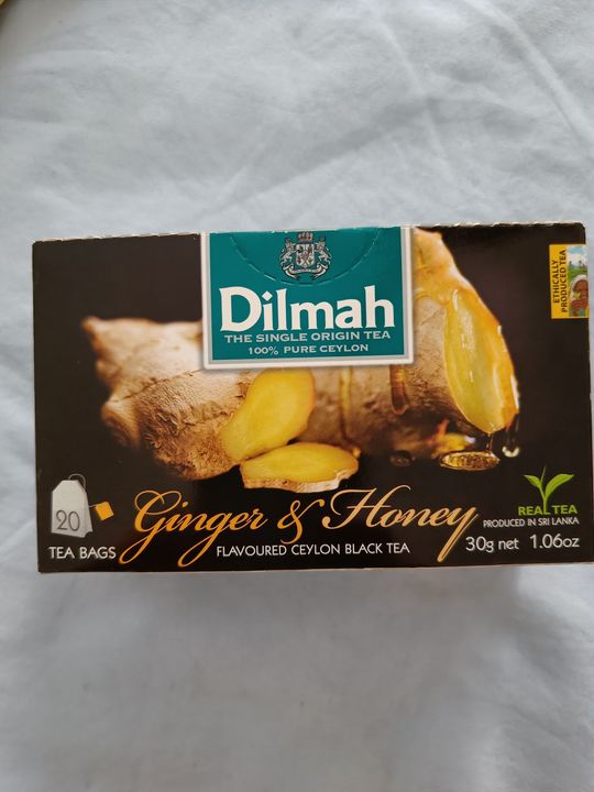 Post image DILMA GINGER &amp; HONEY TEA BRAND : DILMA Flavoured Ceylon Black Tea CONTAINS : 20 TEA BAGS PRICE : RS. 200.00
LIPTON CEYLONTA TEA POWDER QUALITY NO 1BRAND: LIPTON 200 Grams PRICE: RS 225.00
WhatsApp: 7715933967