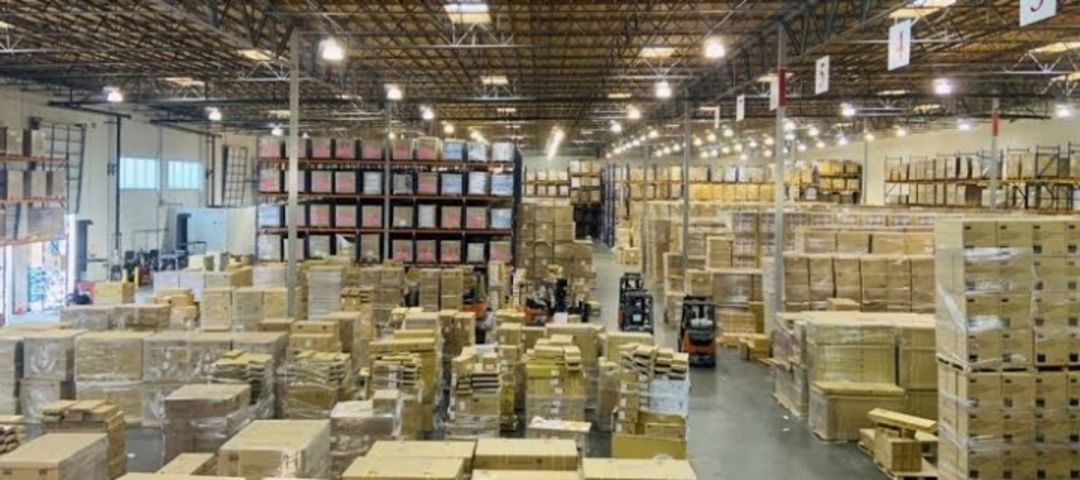 Warehouse Store Images of 𝐒𝐇𝐎𝐏 𝐃𝐄𝐋𝐈𝐕𝐄𝐑𝐘