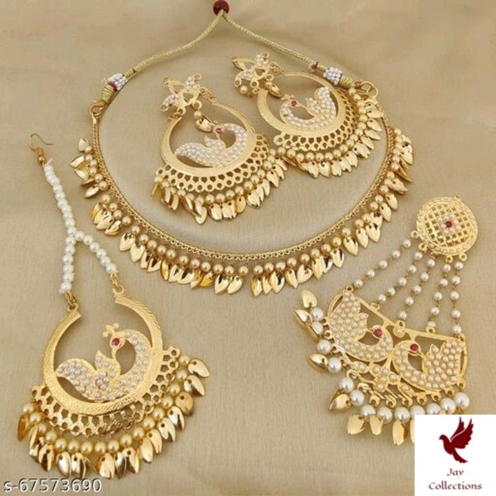 Post image Women jewellery set Price 500/-Delivery charges is freeCash on delivery is available