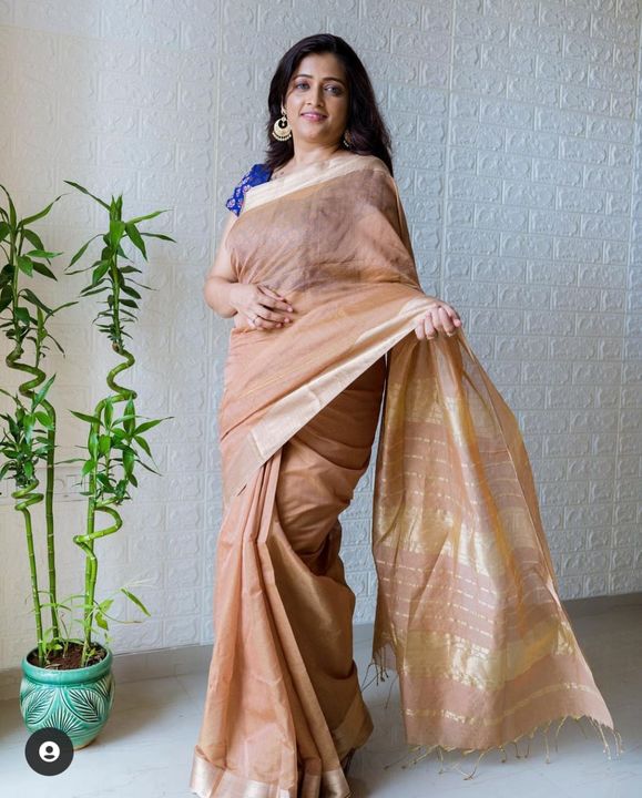 Post image https://wa.me/message/DHXPUVLDHLUVL1
Maheshwari handloom jari border and jari pallu saree
Full tissue saree
Material -Silk by cotton
Limited stock
Book first new
👆👆👆👆👆👆👆👆