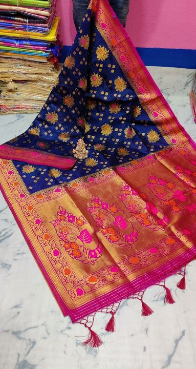 Catalogue name - *Monipuri silk   saree* 

 *Rich pallu...* 

 *Contrast border* ..

 *BP is availab uploaded by business on 1/22/2022