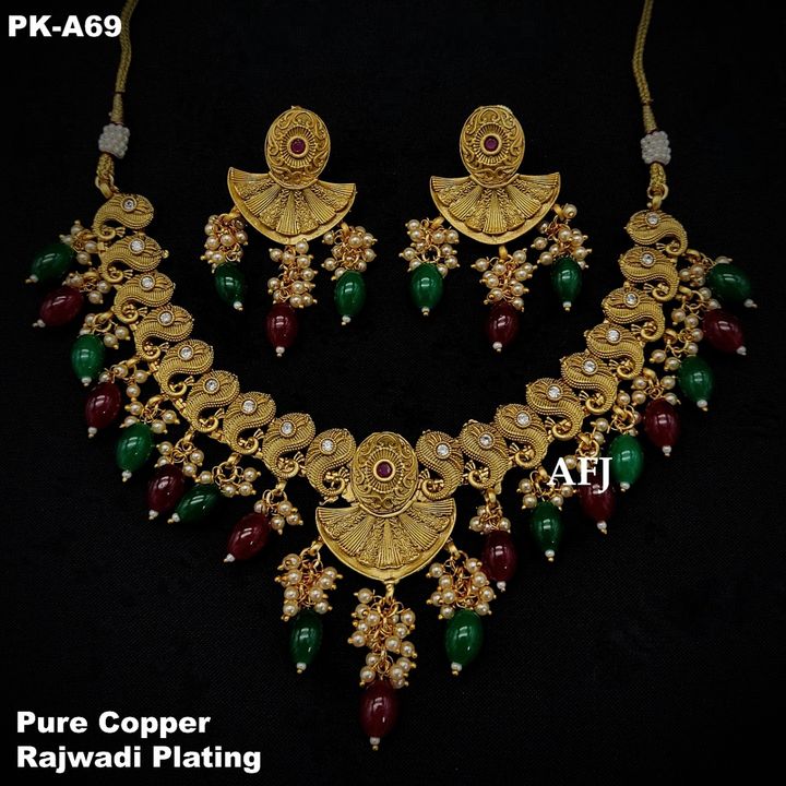 Product image with price: Rs. 1550, ID: premium-quality-pure-copper-neklace-3175c316