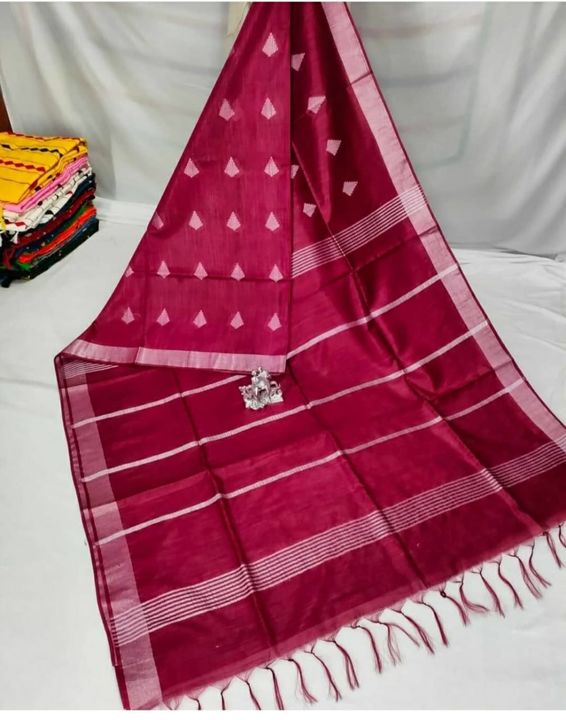 Post image Hey! Checkout my Naye collections jisse kaha jata hai Best quality kota silk sarees.