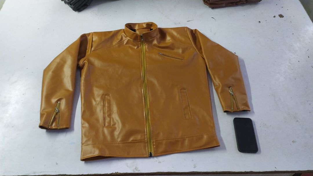 Men's jacket uploaded by business on 1/23/2022