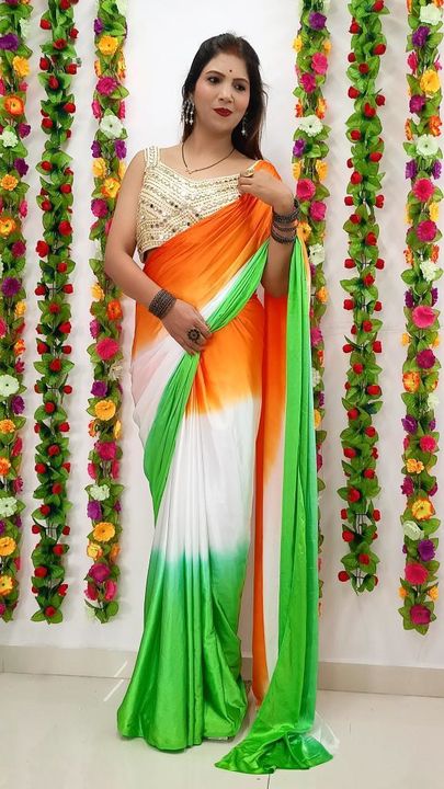 Post image 😍😍 New launch Special for republic day Chinoon saree wid tiranga dye wid running blouse ready to 🚢 😍😍Book now 😍Price 899