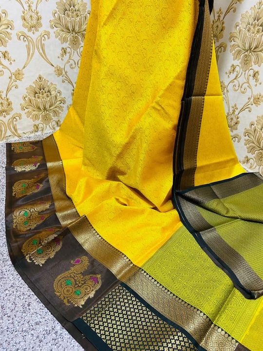 Silk saree uploaded by Sarees& Fabric on 1/23/2022
