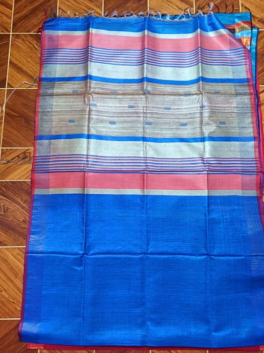 Hand woven pure silk saree uploaded by business on 1/24/2022