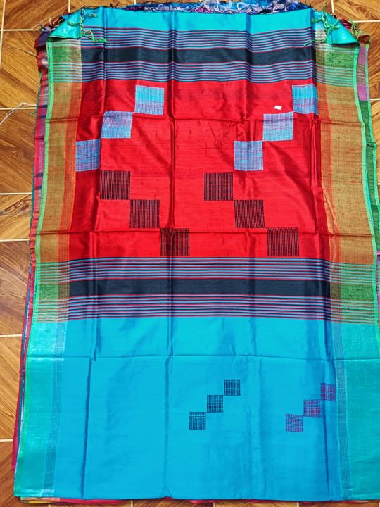 Hand woven pure silk saree uploaded by business on 1/24/2022
