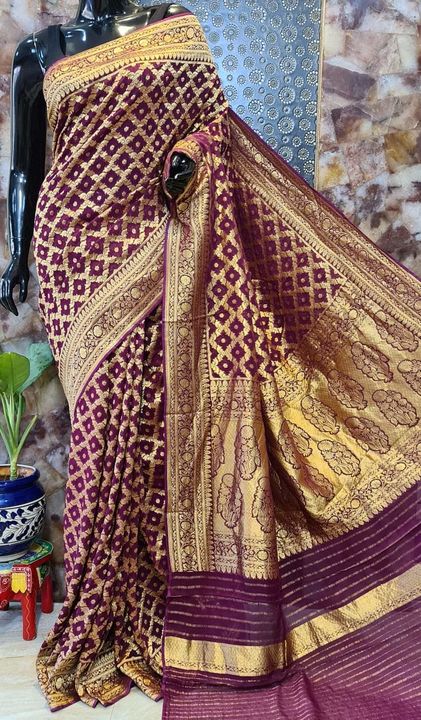 Post image Hey! Checkout my Naye collections jisse kaha jata hai Banarasi semi georgette silk saree .