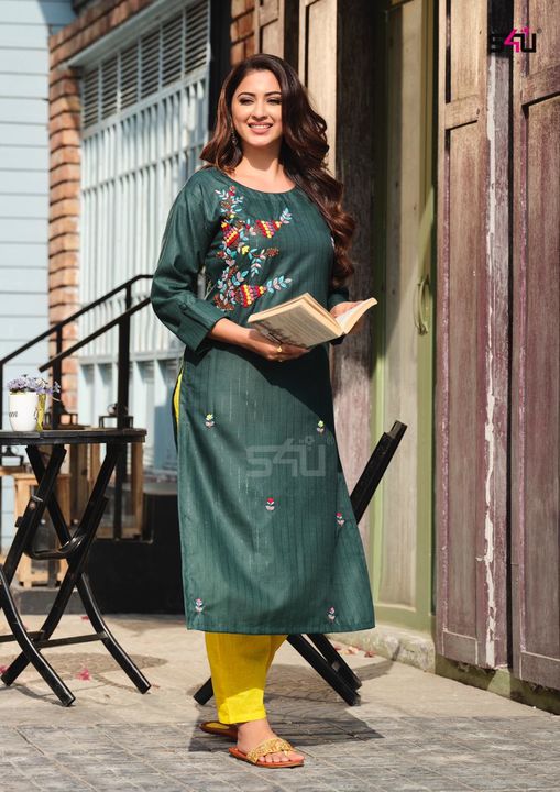 Designer ladies kurti uploaded by Dharampal And sons on 1/25/2022