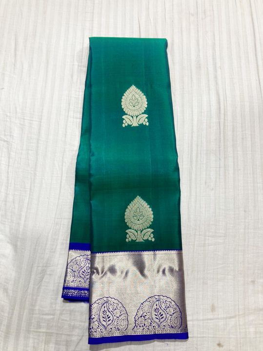 Post image Kanchipuram pure handwoven silk saree with rich pallu and plain blouse