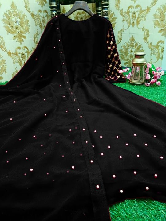 Post image *VF  PRESENTING NEW PARTY WERE SIMPLE LOOK GOWN - FANCY EMBRODRY WORK *👌🏻👌🏻
🧵 *FABRIC DETAILS* 🧶
👗 *GOWN* 👗# *GOWN FABRICS* : HEAVY GEORGETTE SILK + RO SILK INNER AND FULL SLEEVE WITH EMBRODR   WORK 

*GOWN LENGTH* = 55+ INCHES 
*FLAIR* =  3 MTR
*SIZE* = M 38. L. 40  XL. 42. XXL  44
👇👇💃💃💃💃💃💃💃💃


👑 *KING OF QUALITY* 👑