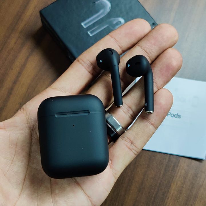AirPods 2 IN MATT BLACK ❣❣❣

Genuine master copy Apple Airpods

 Apple Airpod 2 with Popup window ❣
 uploaded by business on 1/27/2022