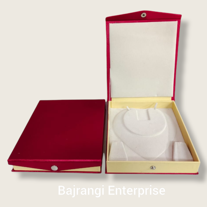 Necklace set jewellery packaging box uploaded by Bajrangi Enterprise on 1/27/2022