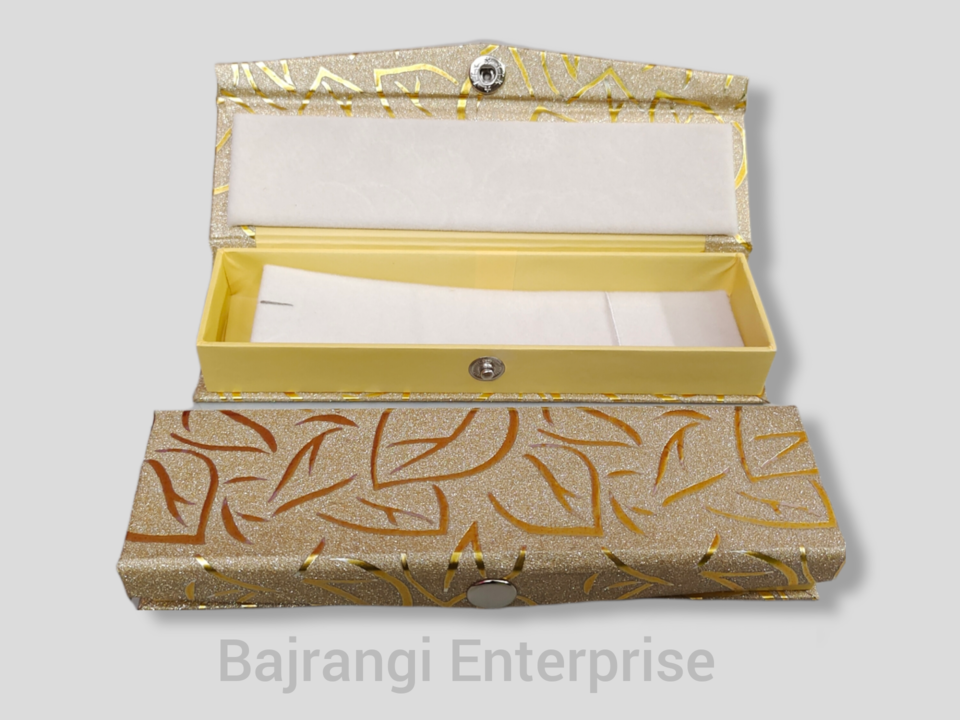 Maang tika jewellery packaging box uploaded by Bajrangi Enterprise on 1/27/2022