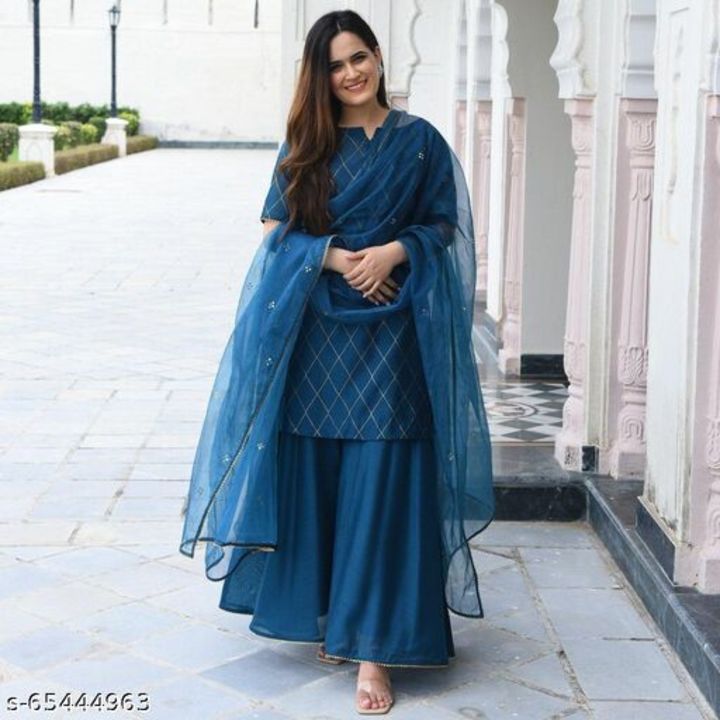 Akshata dress uploaded by business on 1/27/2022