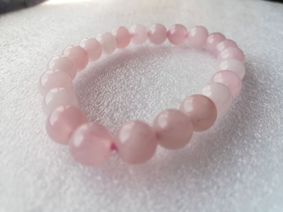 Natural rose quartz healing bracelet  uploaded by Hunter shop on 1/28/2022