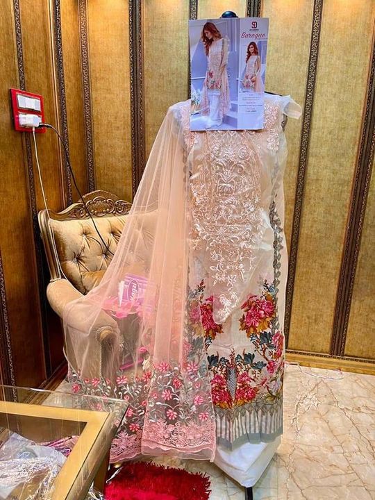 Post image *_🌹SAIROZ FABS PARESENTS🌹_*
    *_😍MANARA LAWN COLLECTION -21😍_*_Premium Limited Edition Collection_          *_👇Fabric Details👇_**_Top:-_* Pure Heavy Quality Material Heavy Cotton With Beautiful Digital Print With Heavy Embroidered Patches*_Bottom:-_* Pure Heavy Quality Material Heavy Lawn Cotton with patch work
*_Dupatta:-_* SIFFON DIGITAL PRINT *_Price: 1150/-₹_* Only
*_Dispatach -redy to ship