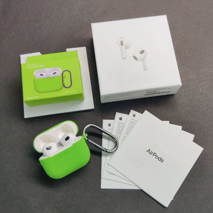 Post image Airpods 3 With Case