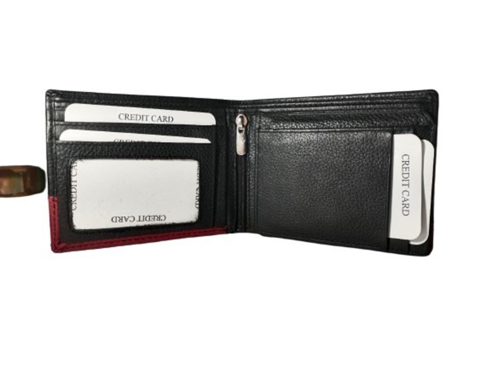 Men's wallet uploaded by GATHA EXPO on 1/30/2022