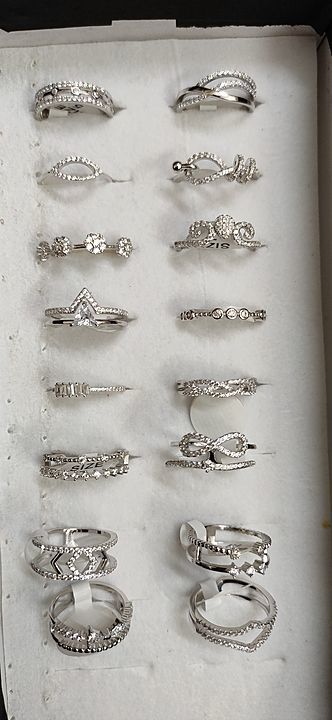 Ladies ring uploaded by business on 6/10/2020