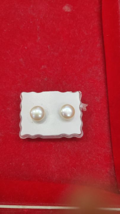 A grade pearls earings  uploaded by business on 1/30/2022
