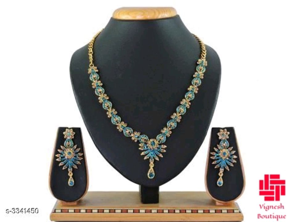 Jewellery sets uploaded by business on 1/31/2022
