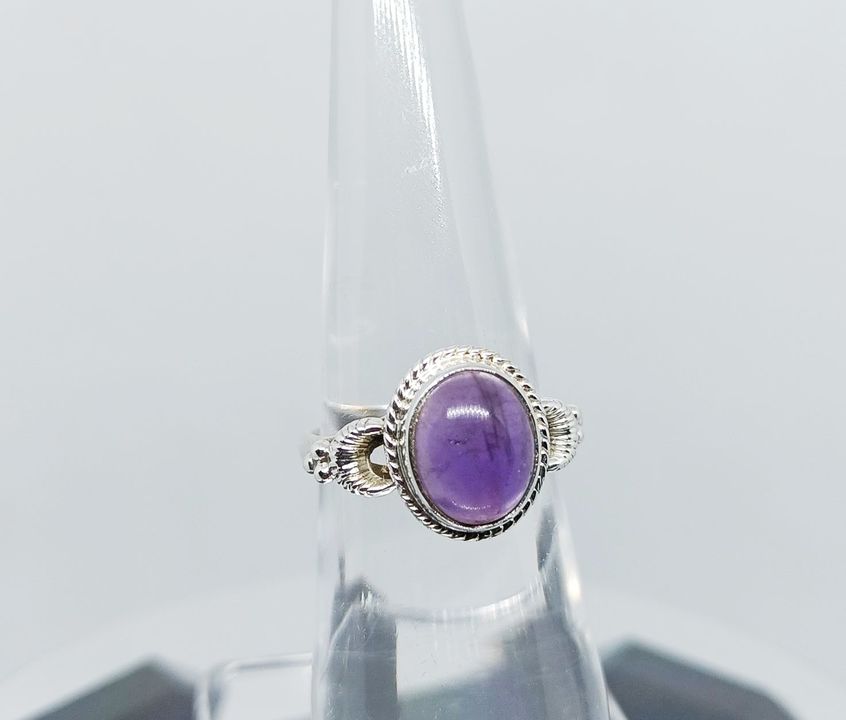 Silver ring uploaded by Takshavi Gems & Jewellery on 1/31/2022