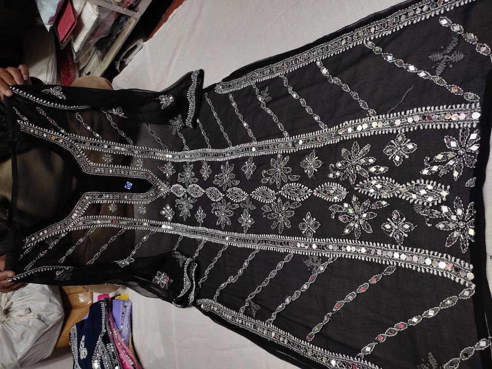 Product uploaded by LUCKNOWI CHIKANKARI  on 2/1/2022