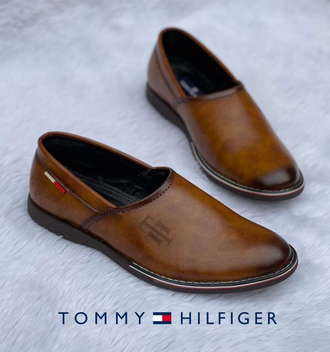 Tommy Hilfiger slip-on formal uploaded by Lookielooks on 2/1/2022