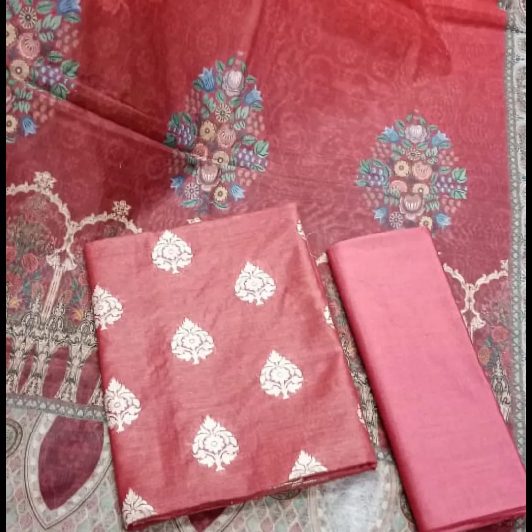 Banarsi silk suit 3 piece uploaded by business on 2/2/2022