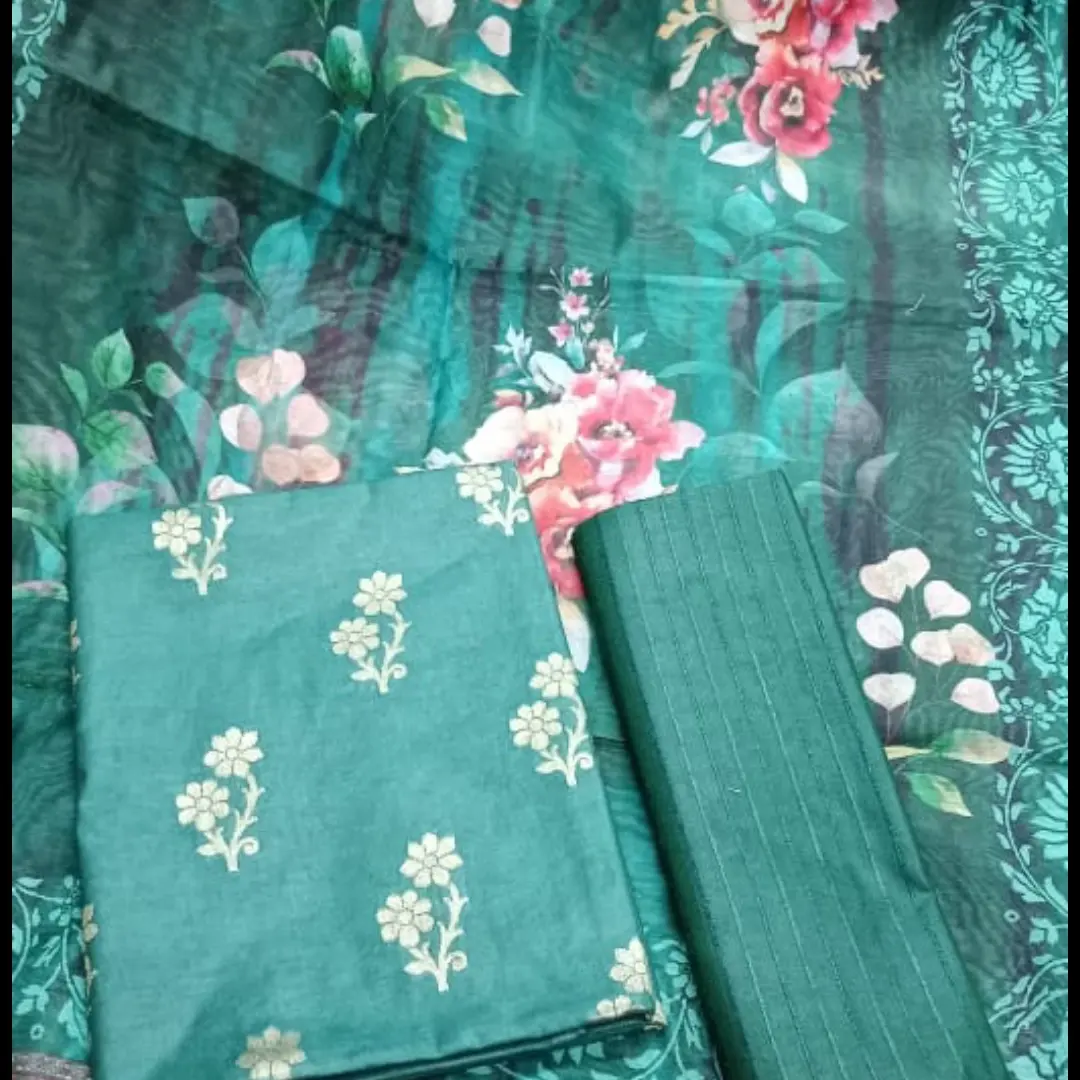 Banarsi silk suit 3 piece uploaded by Zeenat enterprises on 2/2/2022