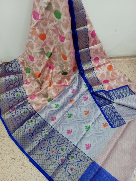 Banarasi silk saree uploaded by business on 2/2/2022