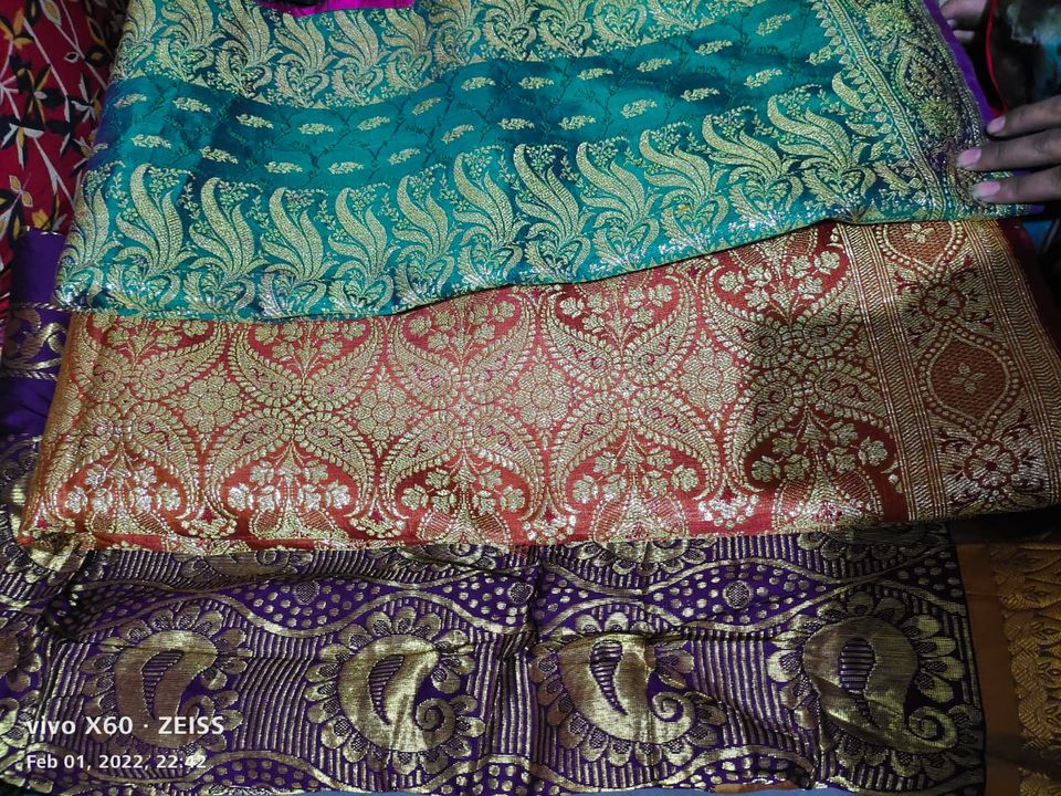 pattu saree available uploaded by business on 2/2/2022