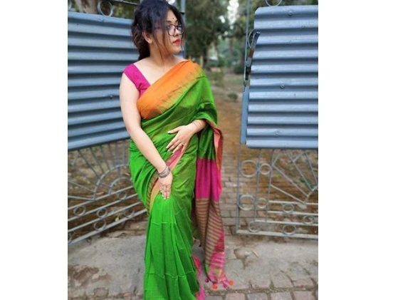 Beautiful Khadi Saree with Blouse piece uploaded by business on 2/4/2022