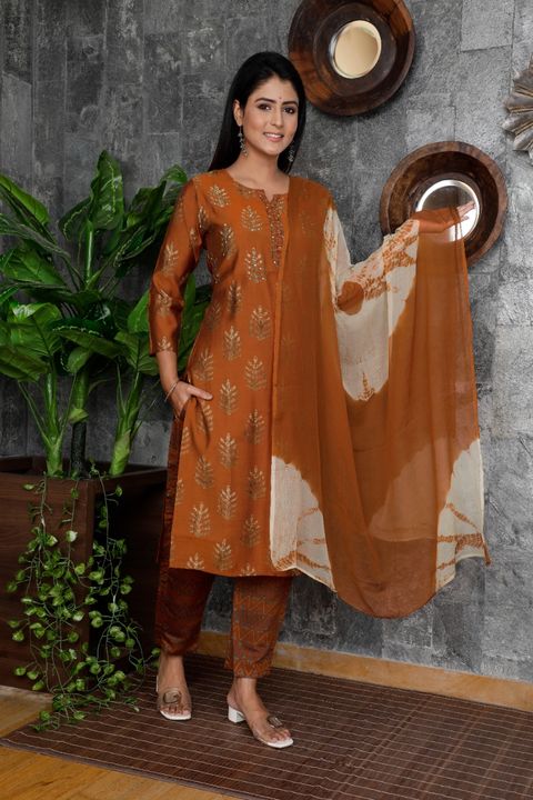Product uploaded by Indian Cloth House on 2/4/2022